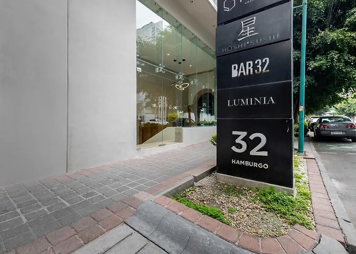 307 1br Capitalia Modern With Rooftop Jacuzzi Gym *